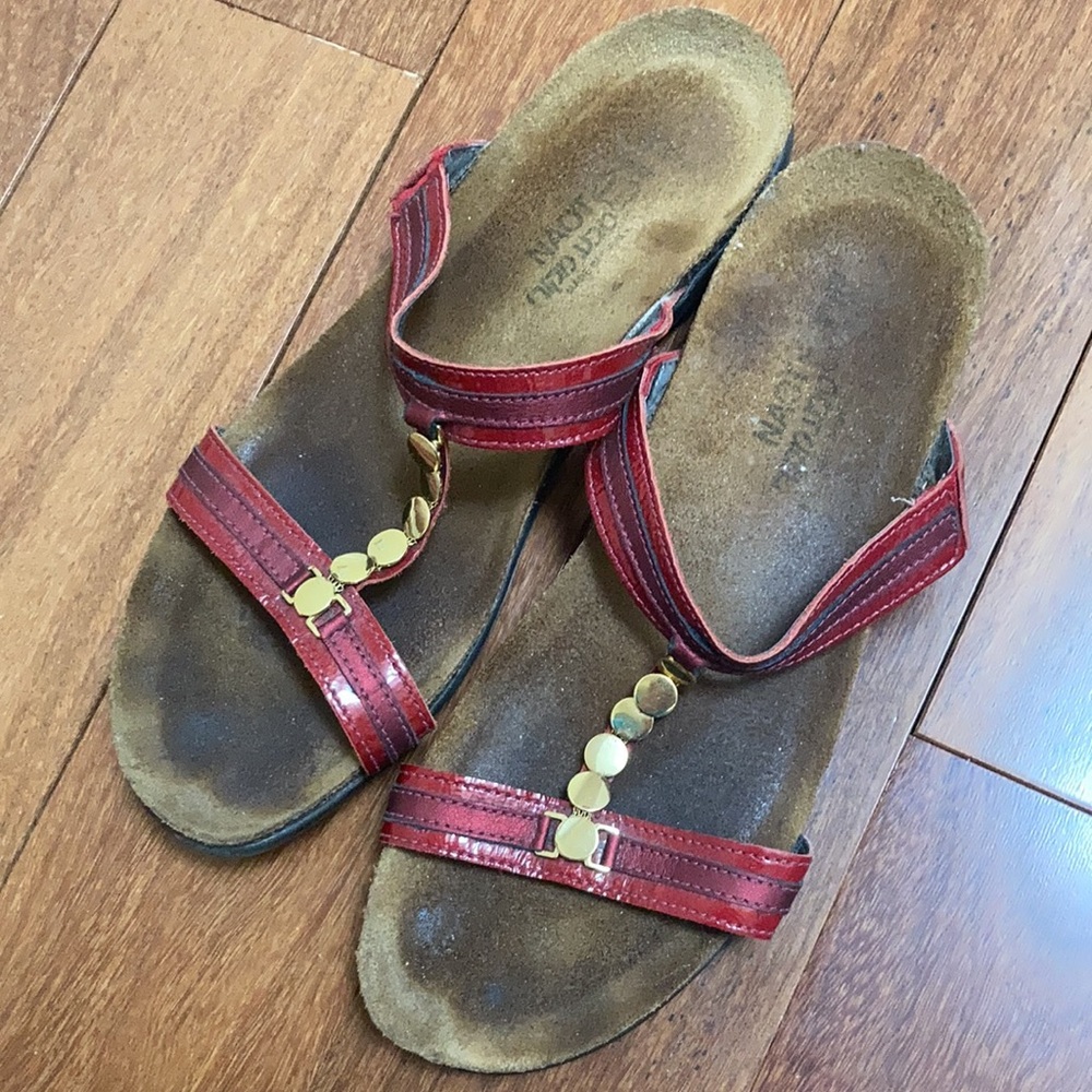 Comfortable walking Sandals